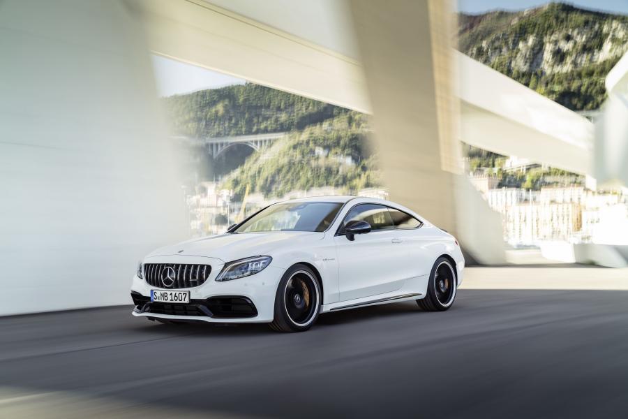  Mercedes-AMG C63 S Coupe (C205) 2018 года  (WW) (фото 3 из 44)